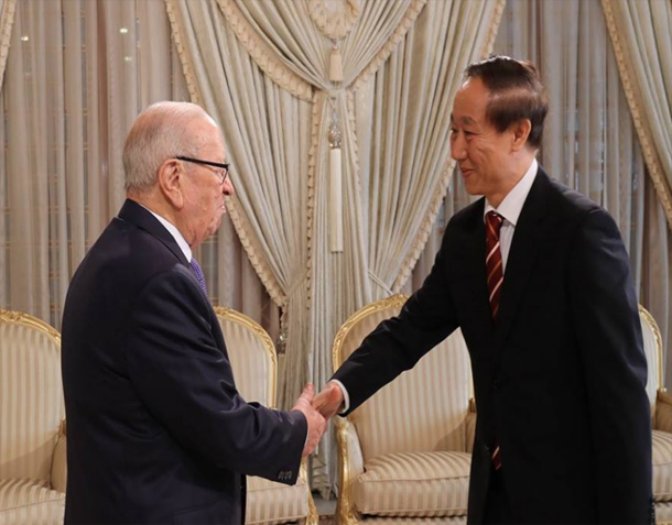 آفاق التعاون بين تونس والصين محور لقاء قائد السبسي برئيس لجنة المؤتمر الاستشاري الصيني